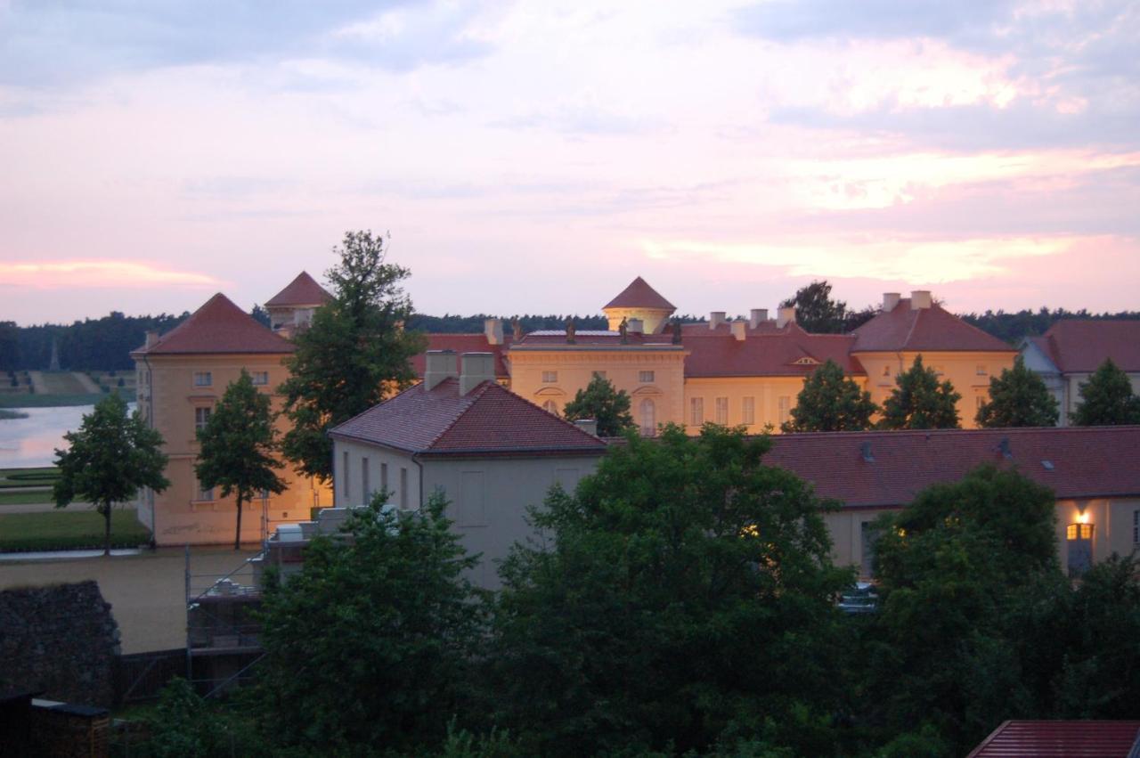 Loggiahaus Am Schloss, 5 Ferienwohnungen, Teils Mit Schloss- Und Seeblick Райнсберг Экстерьер фото